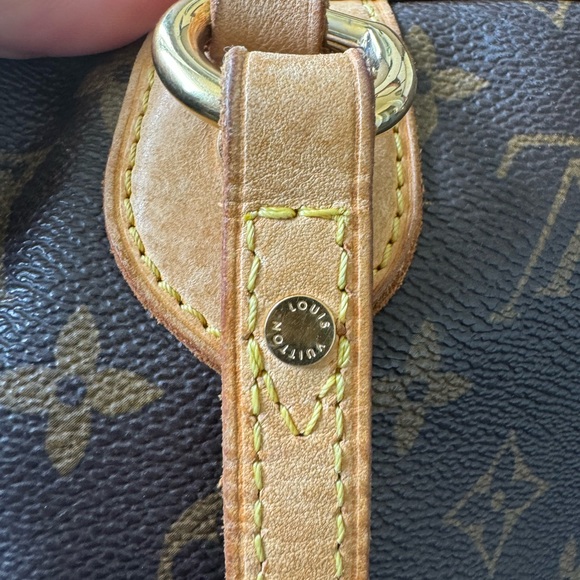 Louis Vuitton Montrogueil - Picture 7 of 14